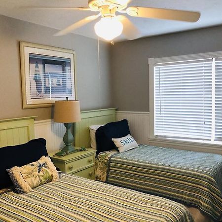Amazing Beach Getaway Pool Condo By The Beach 브레이든턴비치 외부 사진
