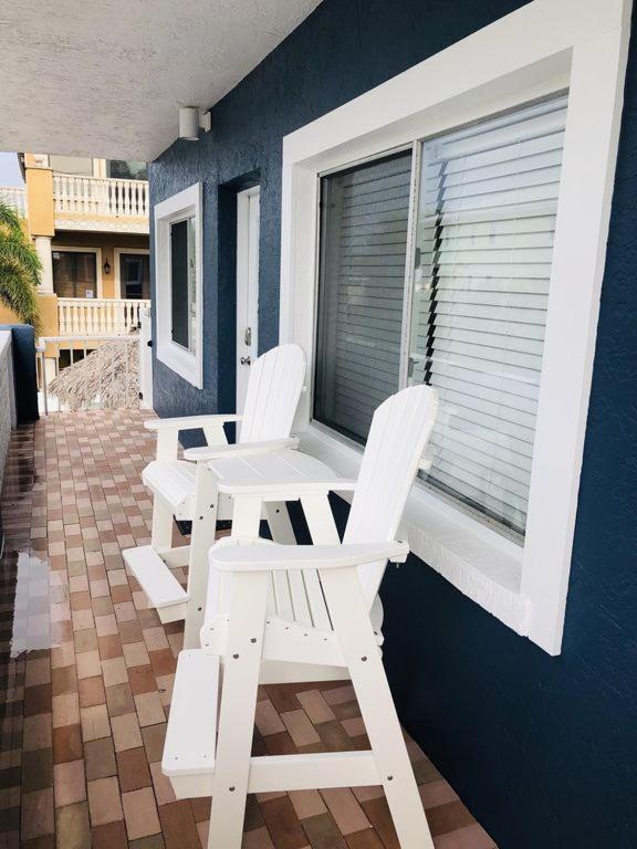 Amazing Beach Getaway Pool Condo By The Beach 브레이든턴비치 외부 사진